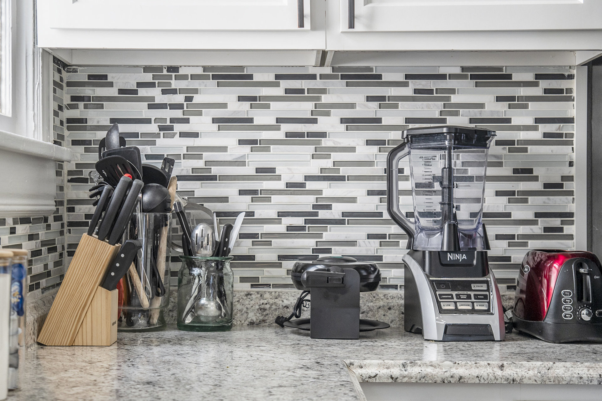 View of Must-Have Kitchen Gadgets for Airbnbs: Elevate Your Omaha Rental with ...